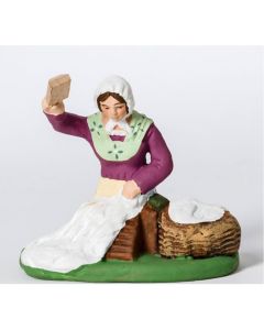 Santon de Provence woman washing linen-Lavandiere